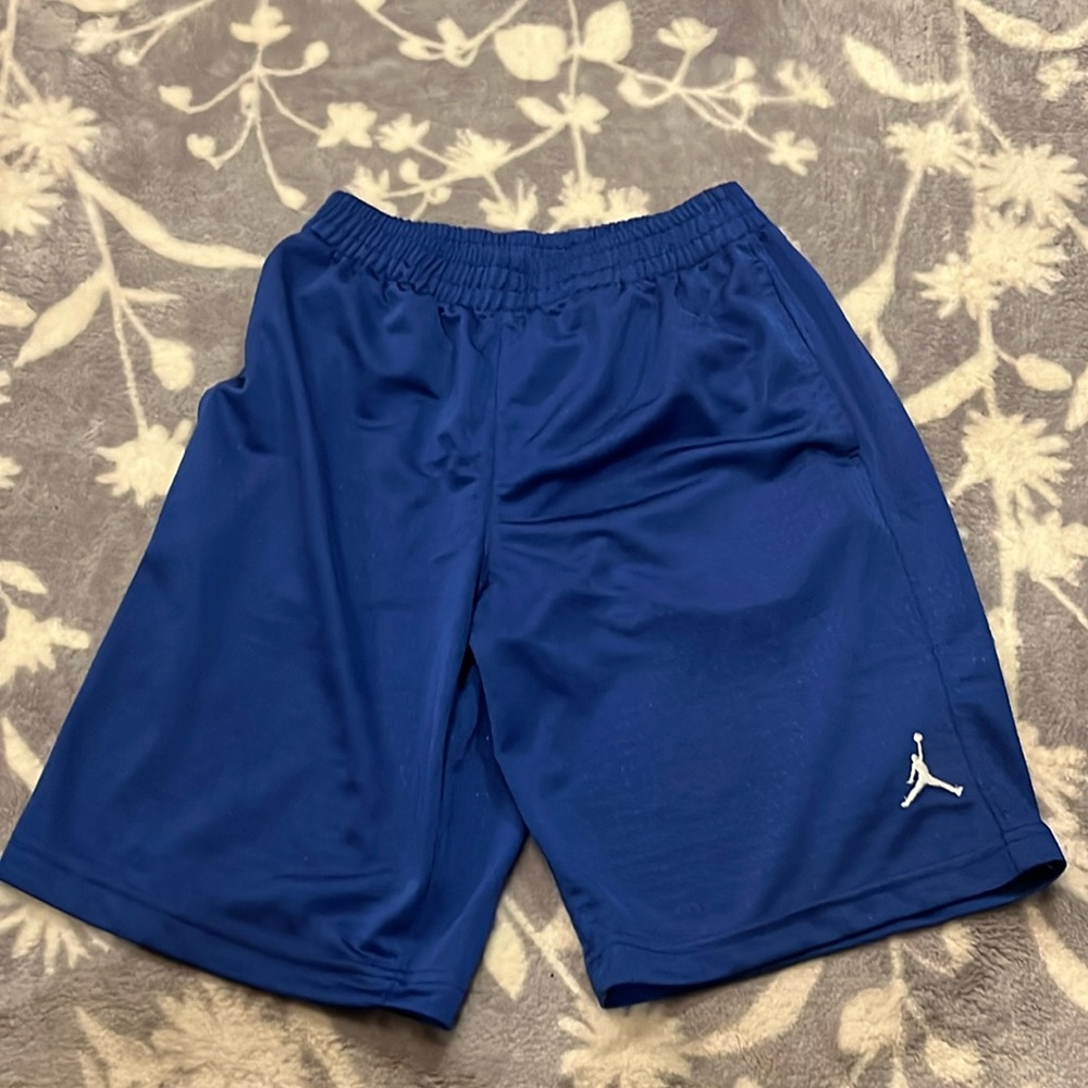 Boys Nike/Jordan tees/shorts bundle boys Sz M- super for school/play /sports - Picture 8 of 11